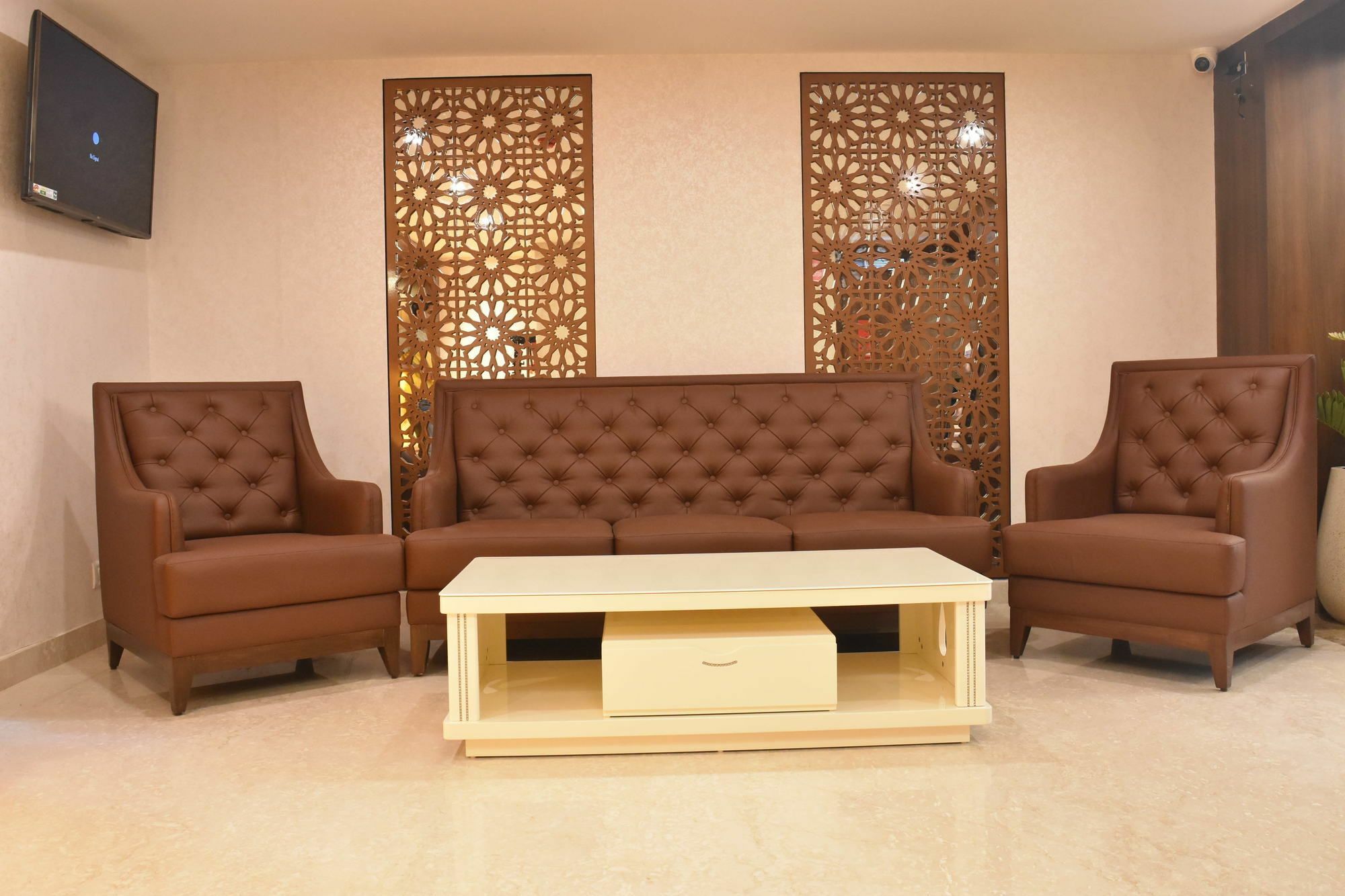 Ss Lumina Hotel Bangalore Extérieur photo